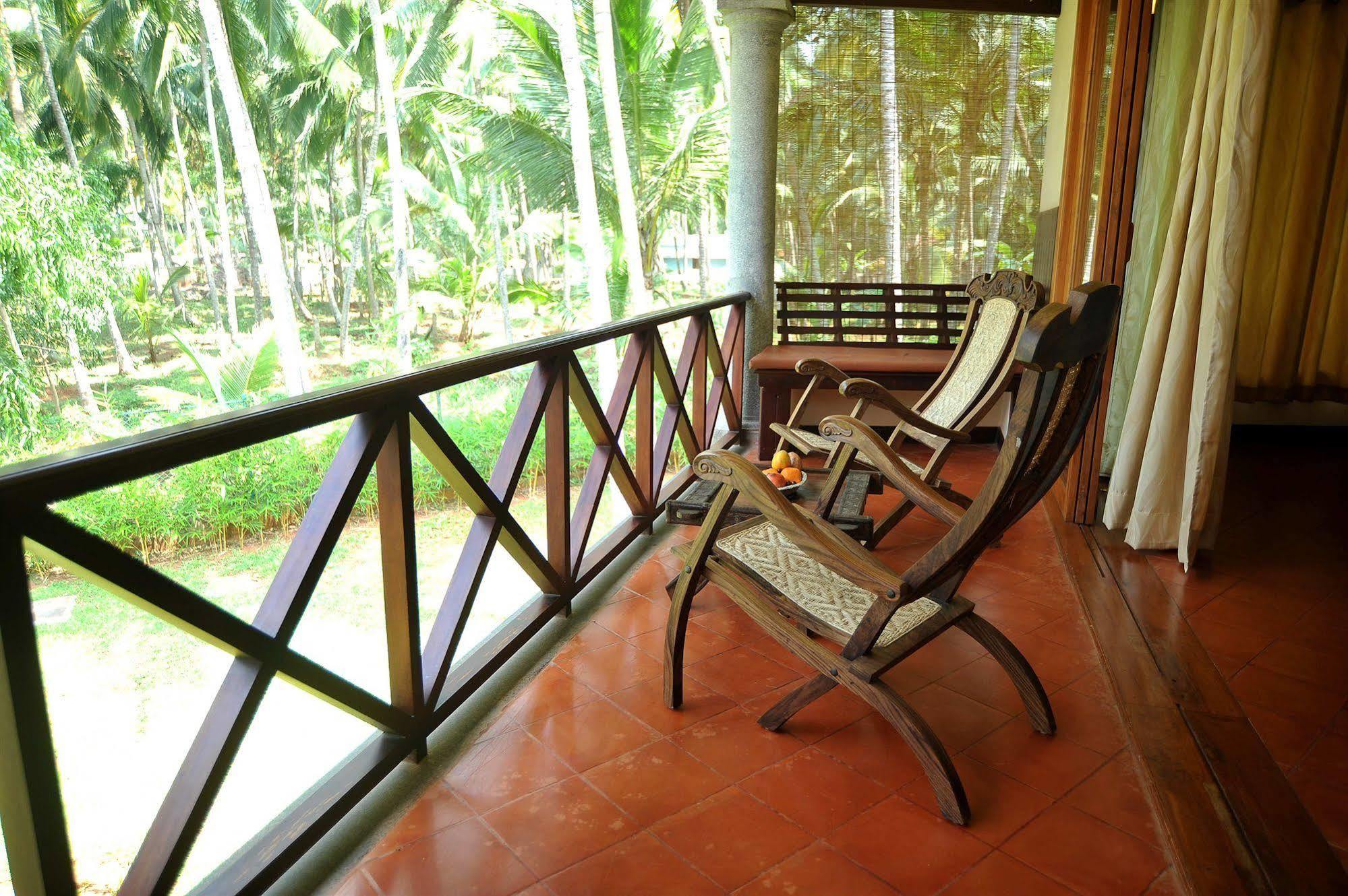 Chowara Ananda Lakshmi Ayurveda Retreat酒店 外观 照片